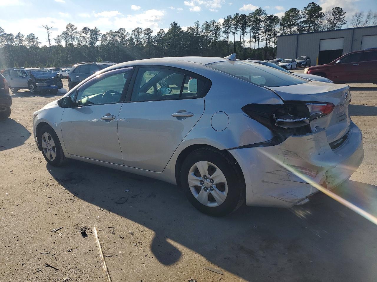 2017 KIA FORTE