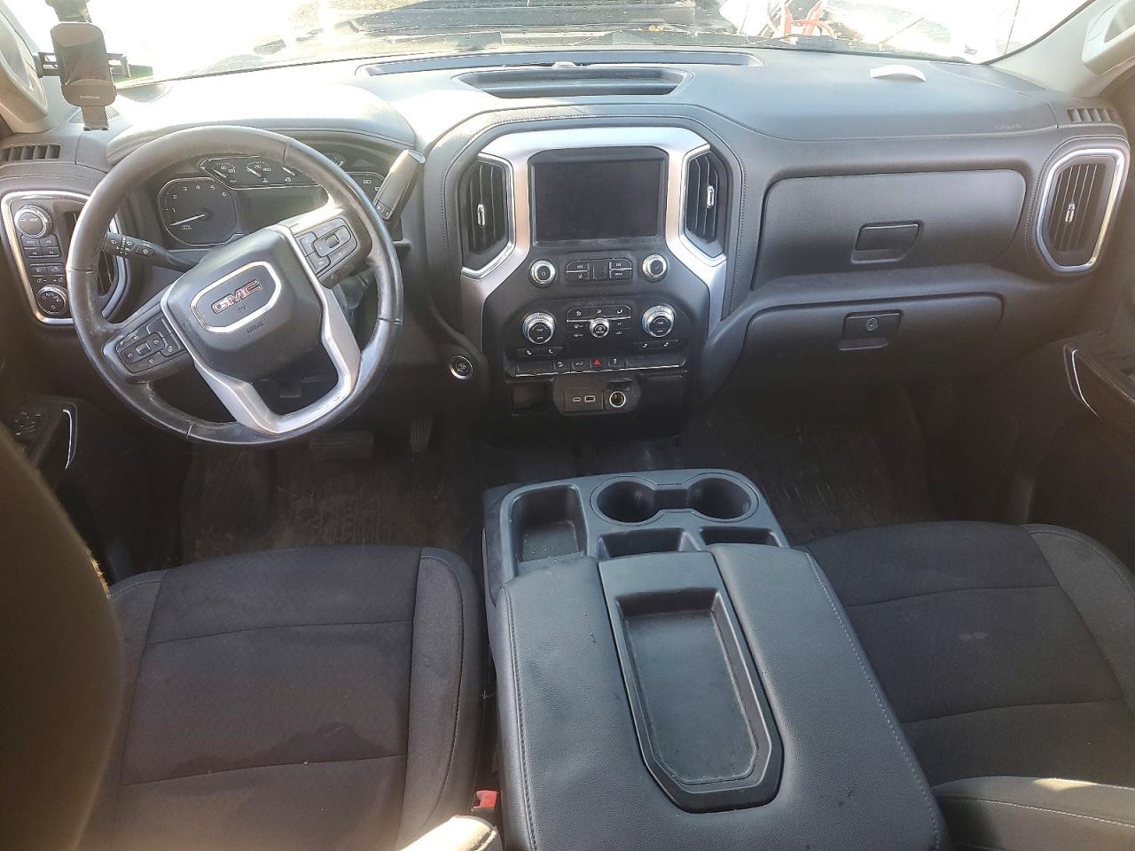 2022 GMC Sierra