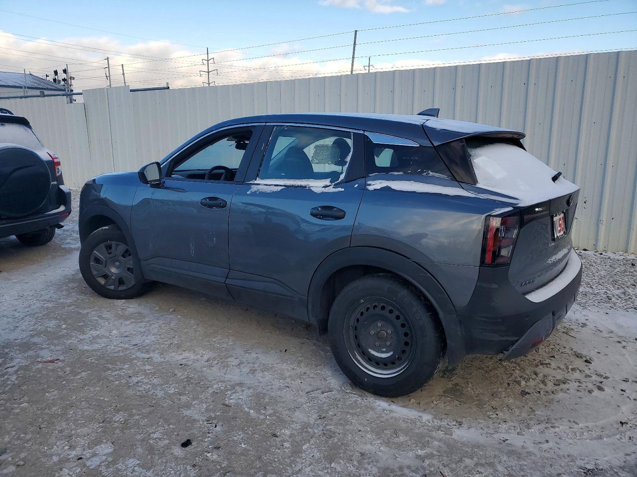 2025 NISSAN KICKS
