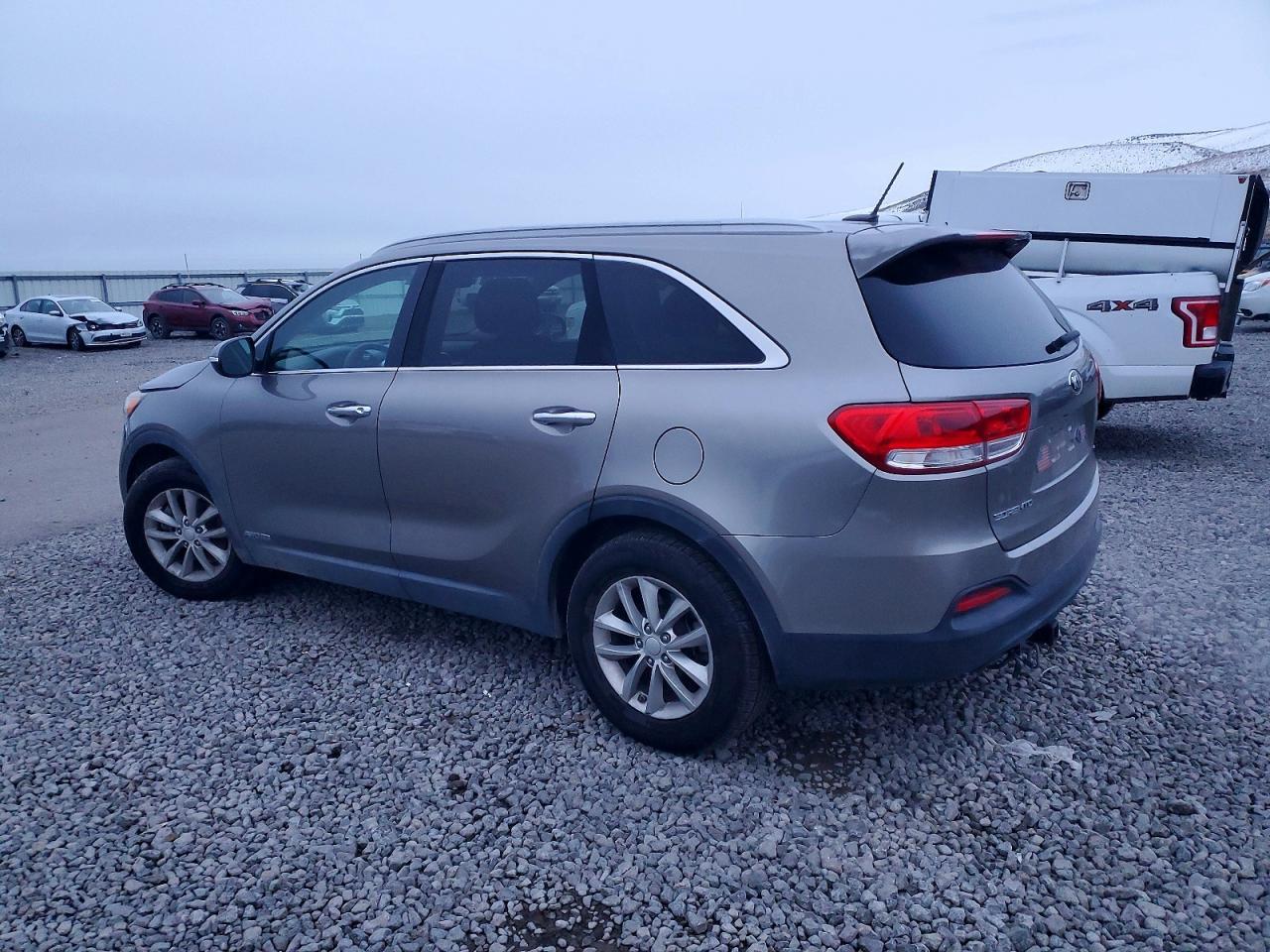 2016 KIA SORENTO