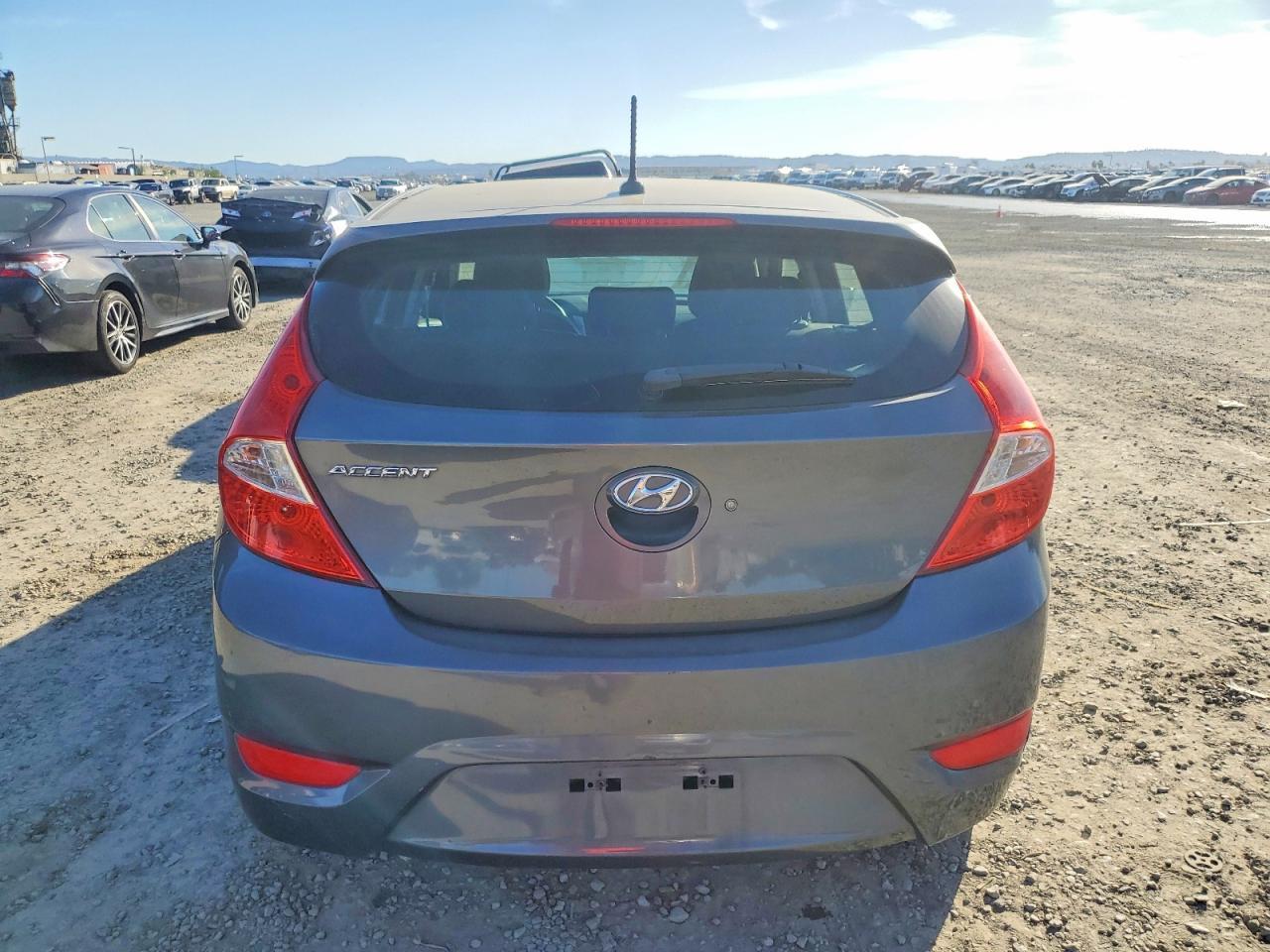 2013 HYUNDAI ACCENT