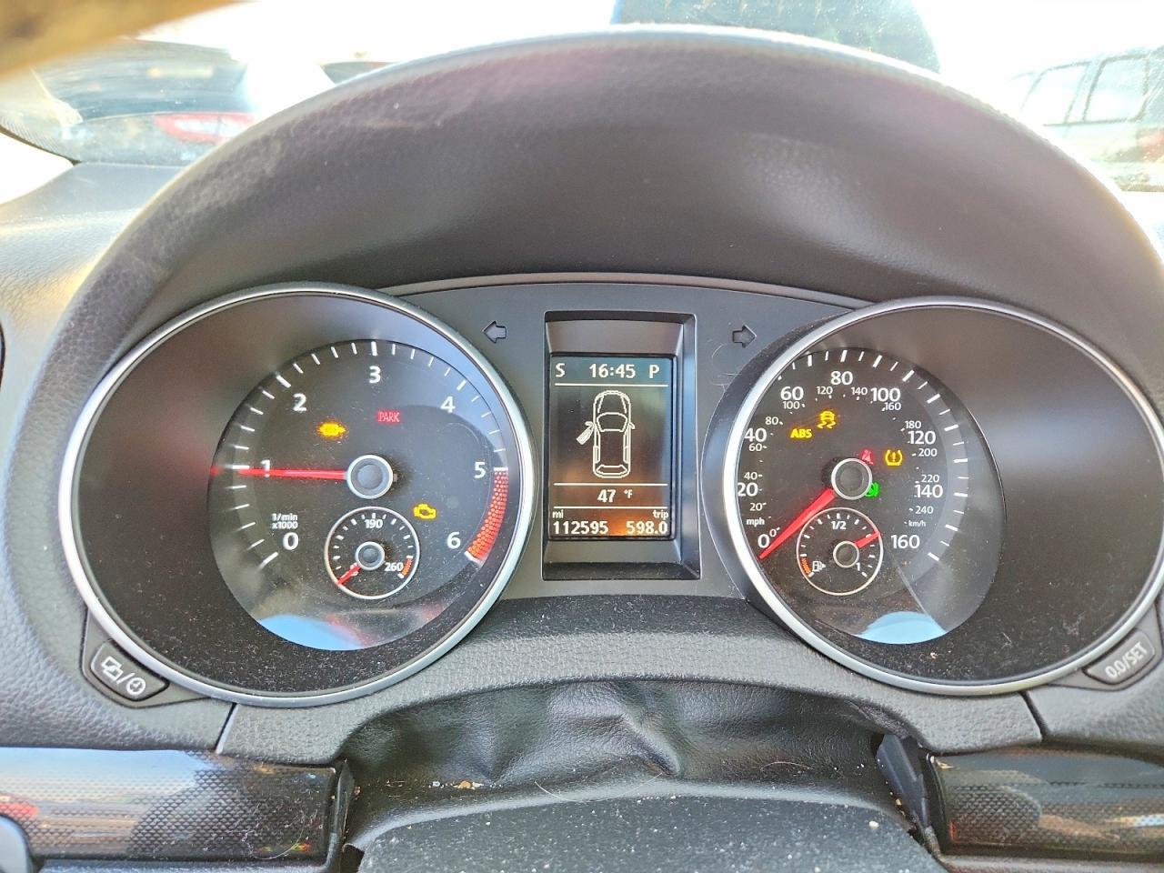 2014 VOLKSWAGEN JETTA