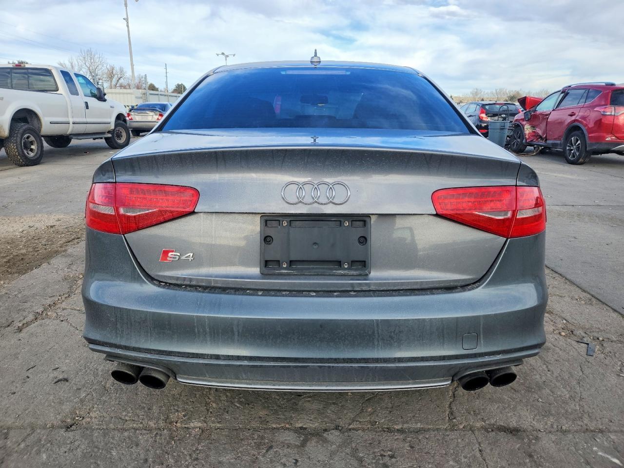 2013 AUDI S4