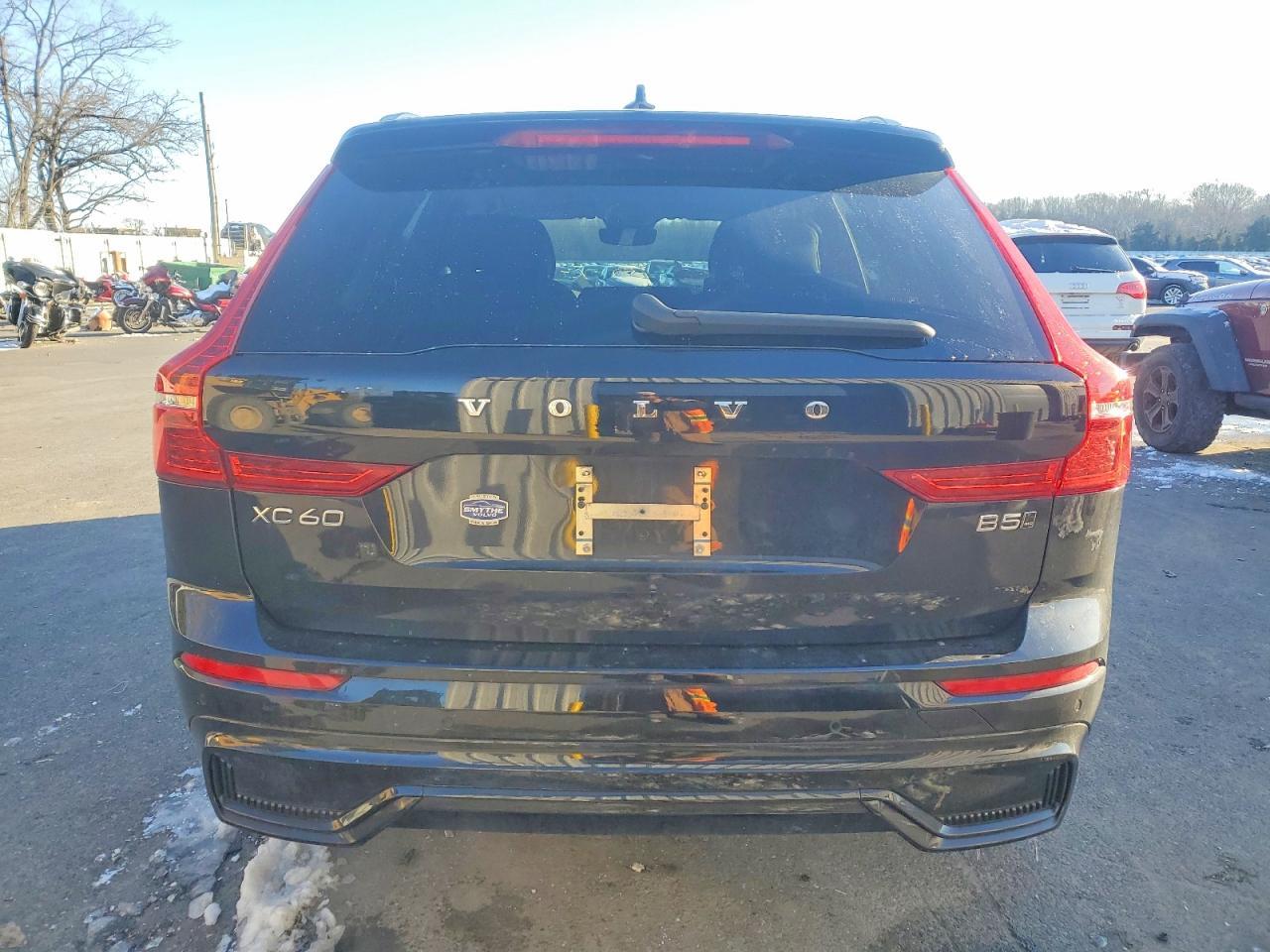 2023 VOLVO XC60