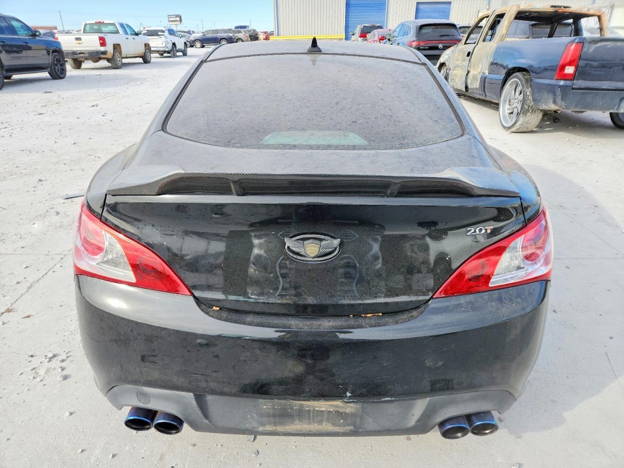 2011 HYUNDAI GENESIS