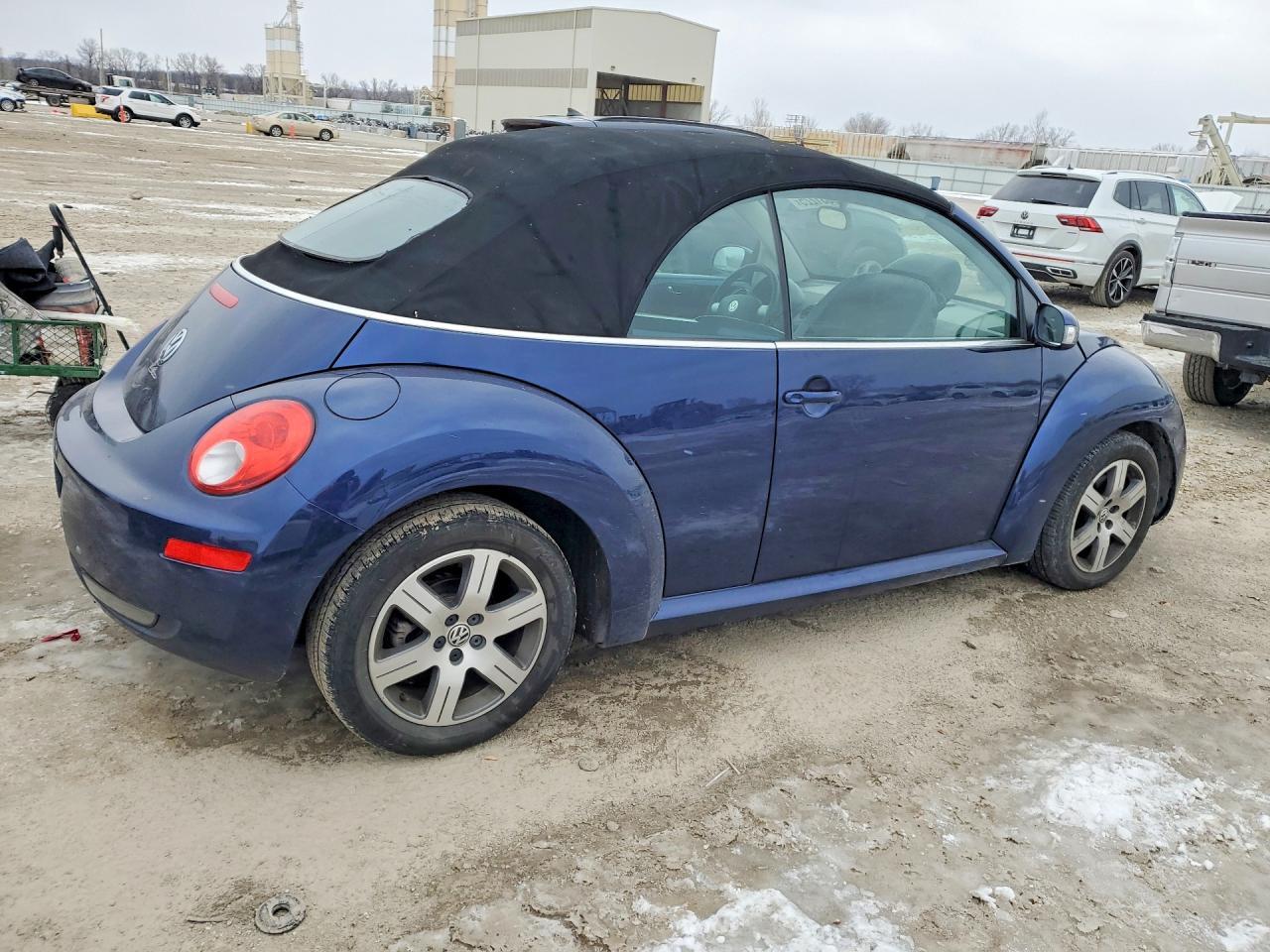 2006 VOLKSWAGEN Beetle