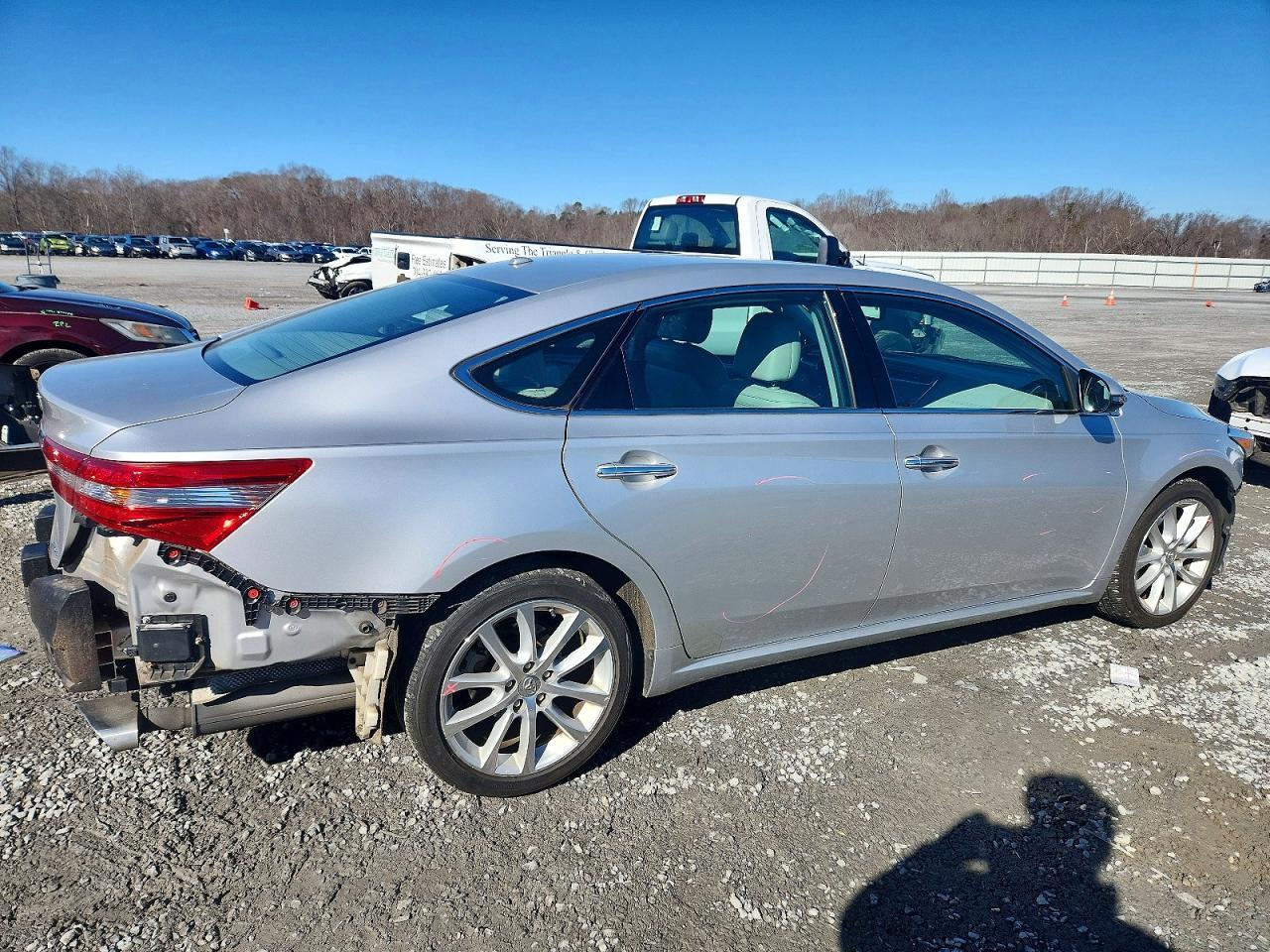 2013 TOYOTA Avalon
