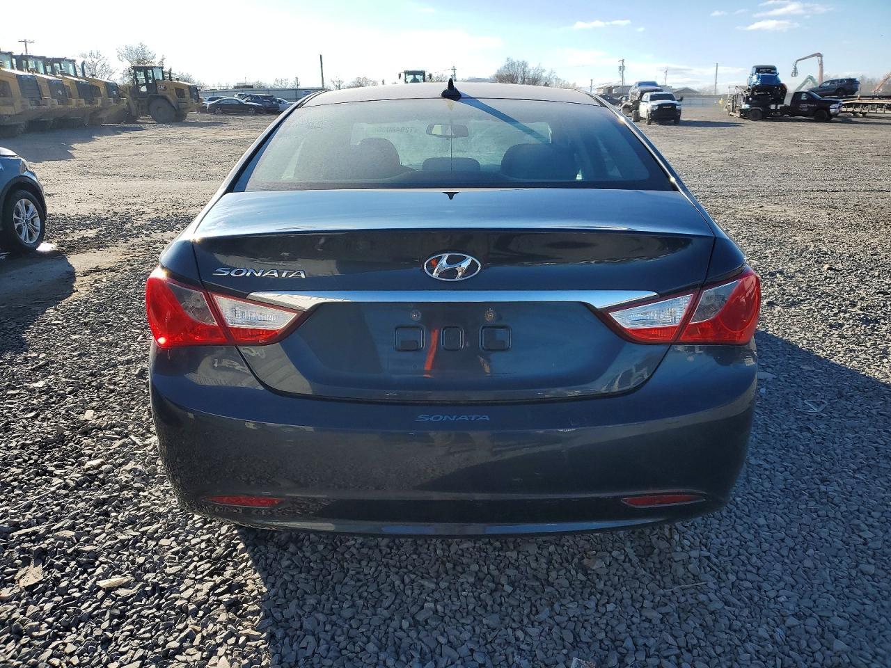 2012 HYUNDAI SONATA