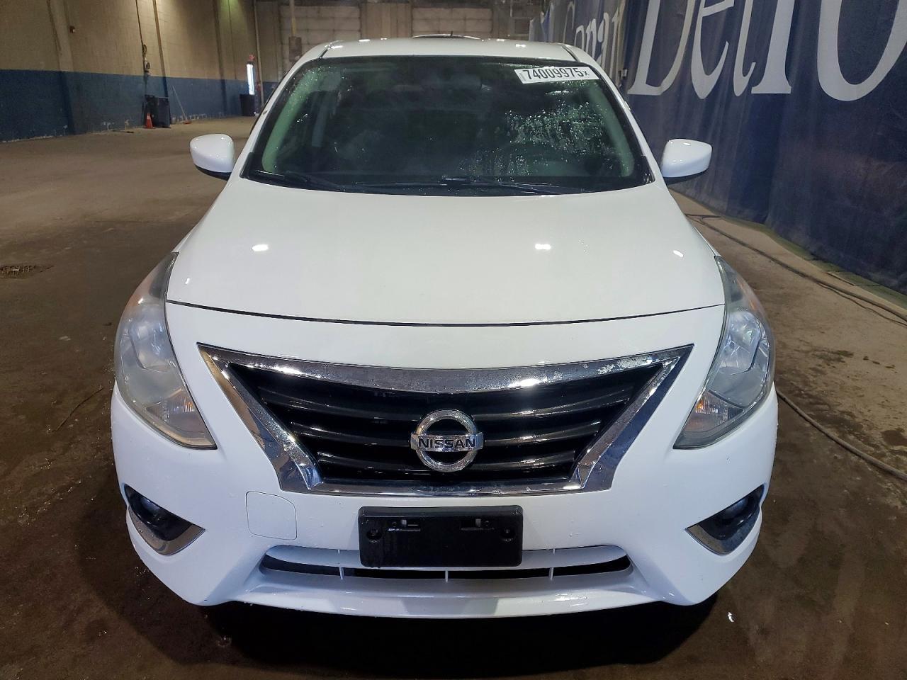 2019 NISSAN VERSA