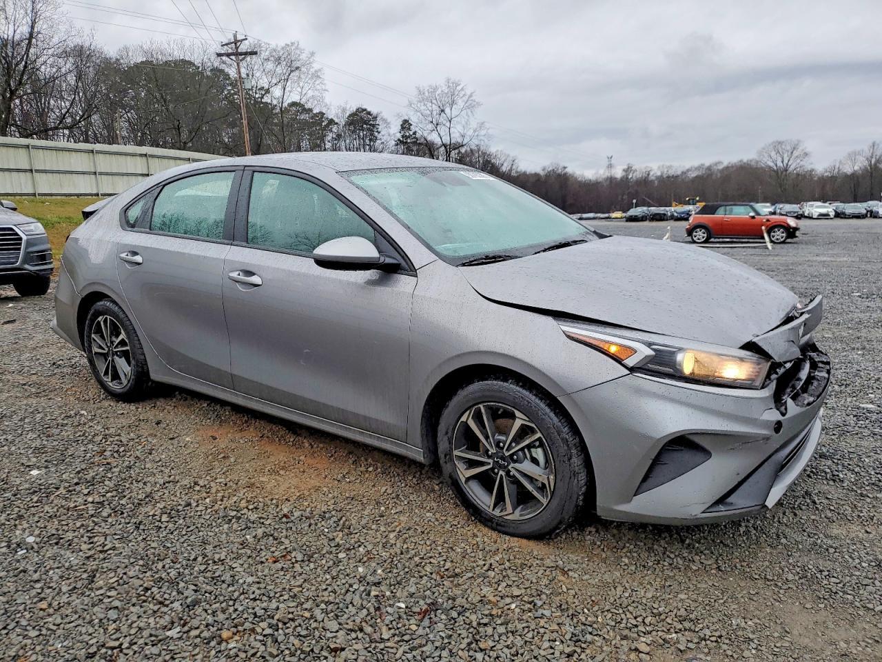 2024 KIA FORTE