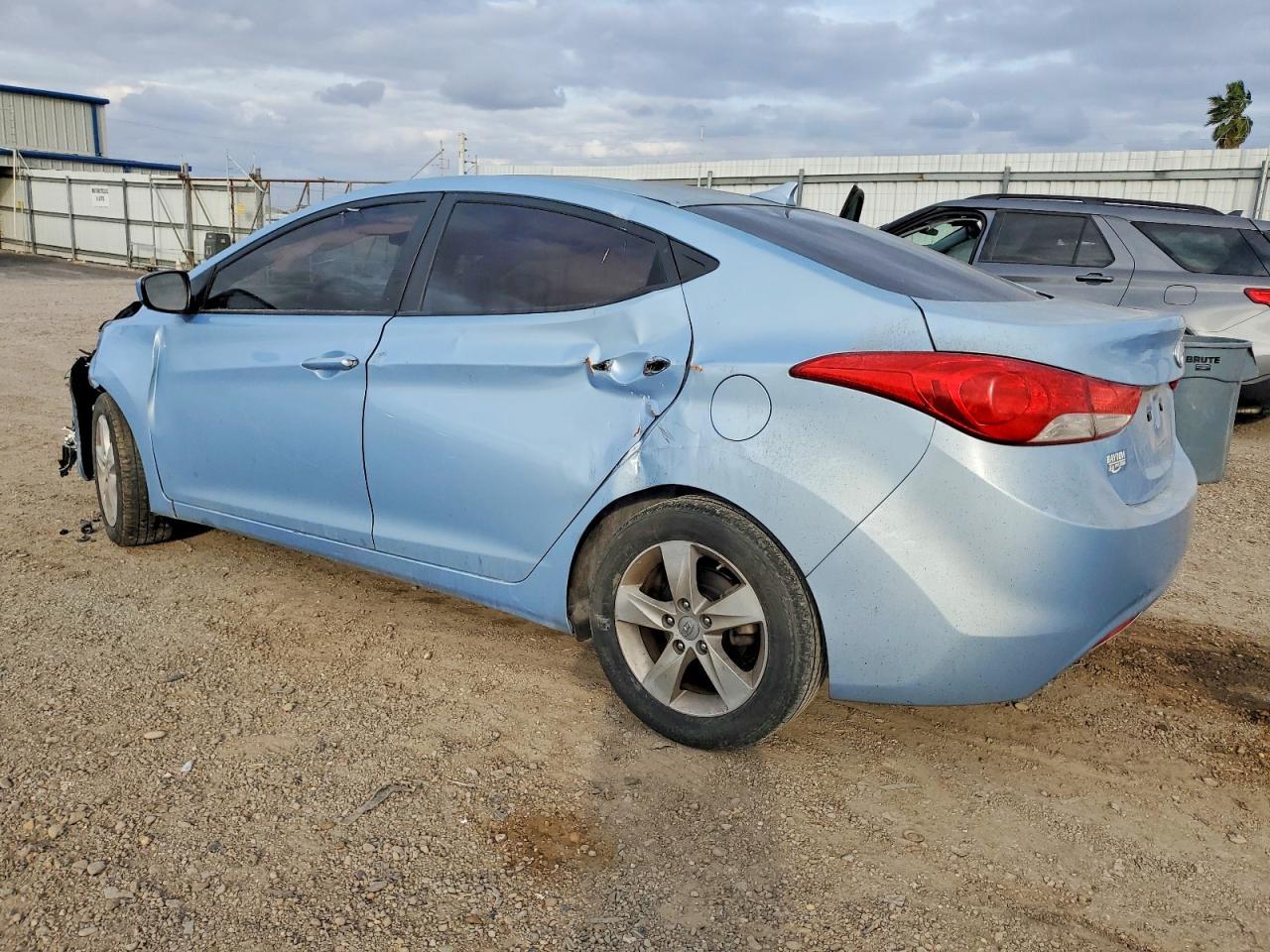 2011 HYUNDAI ELANTRA