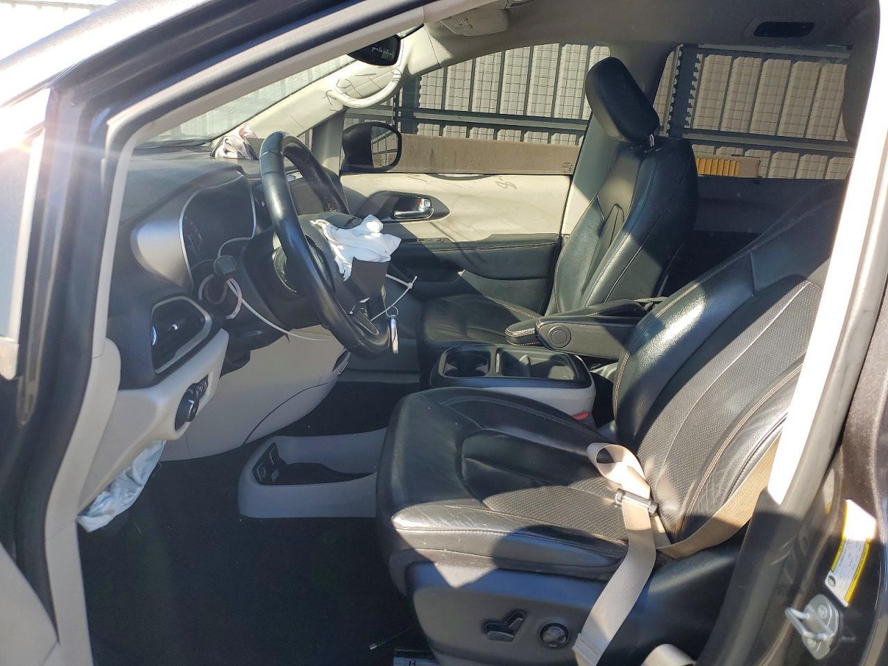 2020 CHRYSLER Pacifica