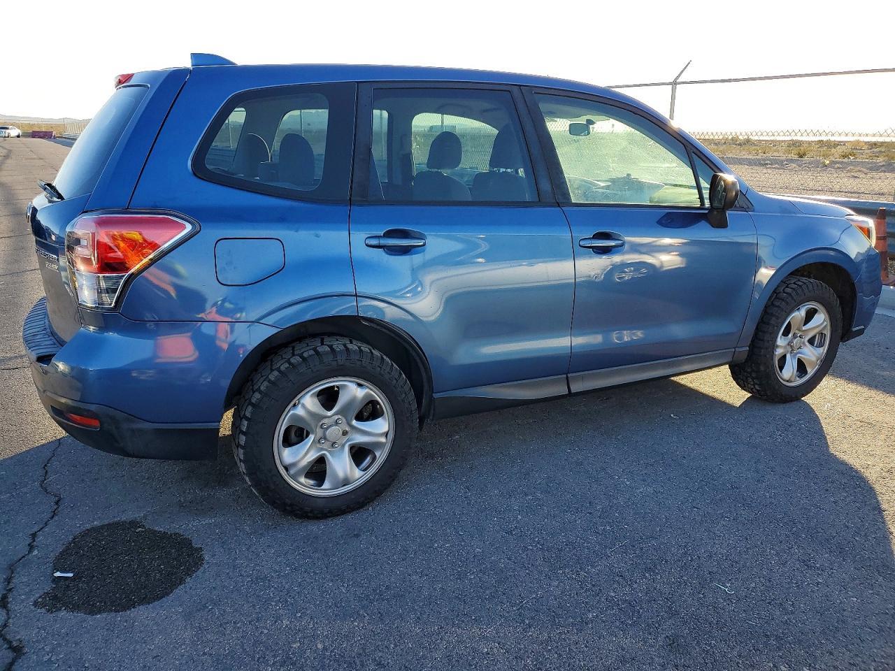 2017 SUBARU FORESTER