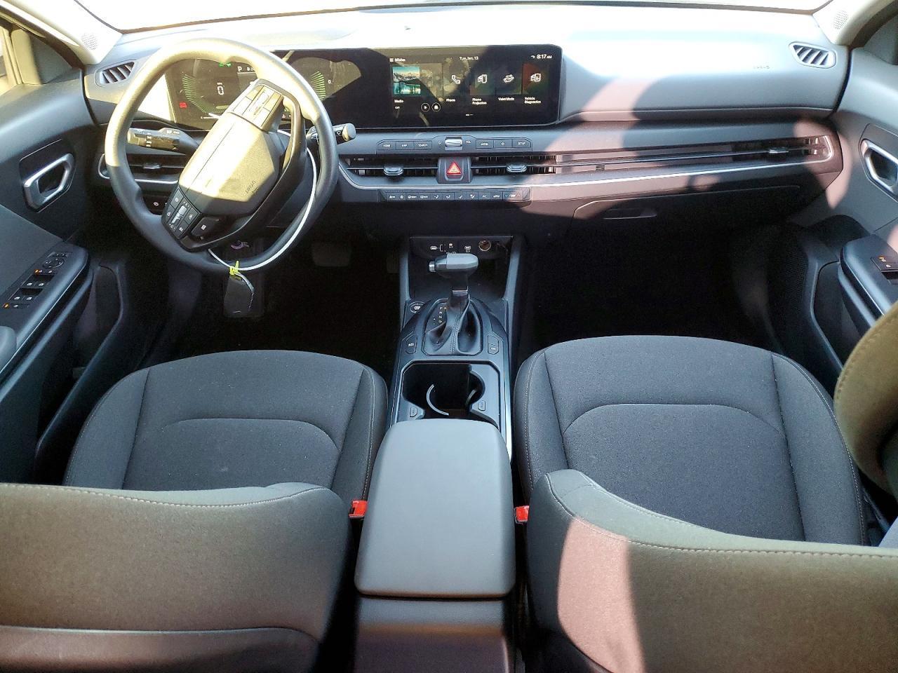 2025 KIA K4