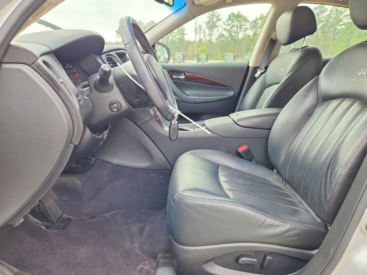 2010 INFINITI EX35