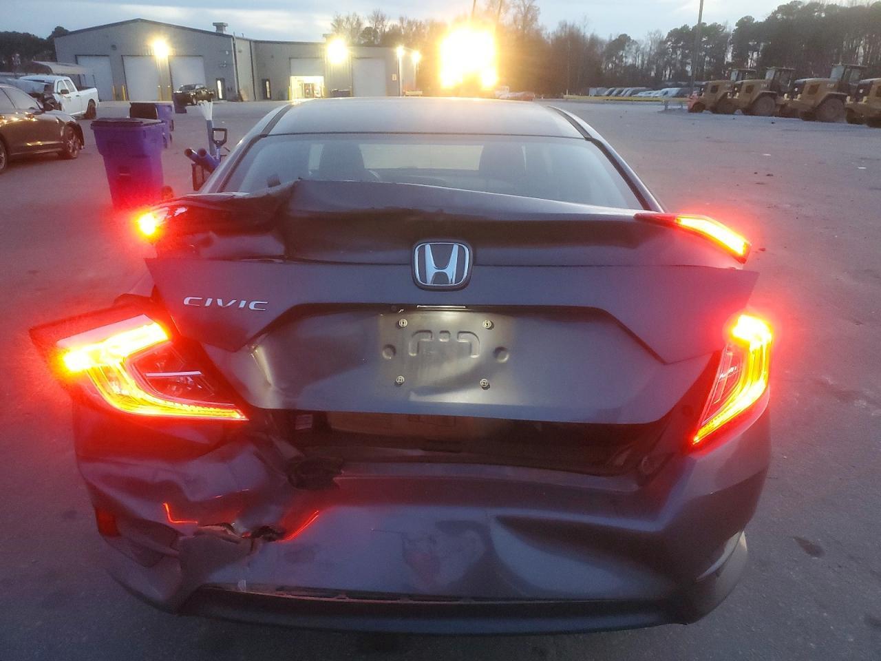 2018 HONDA CIVIC