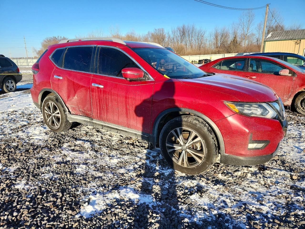 2017 NISSAN ROGUE