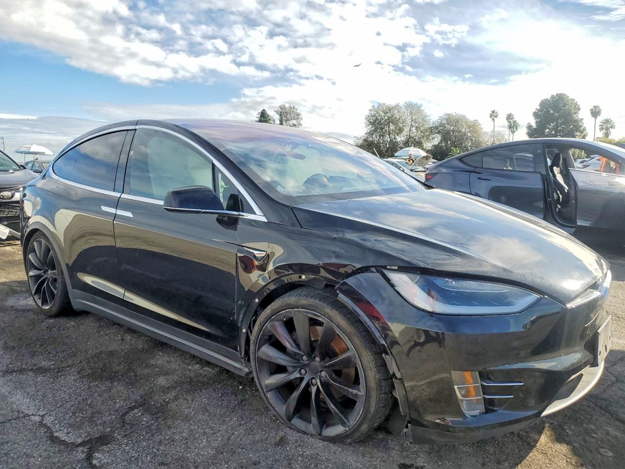 2018 TESLA MODEL X