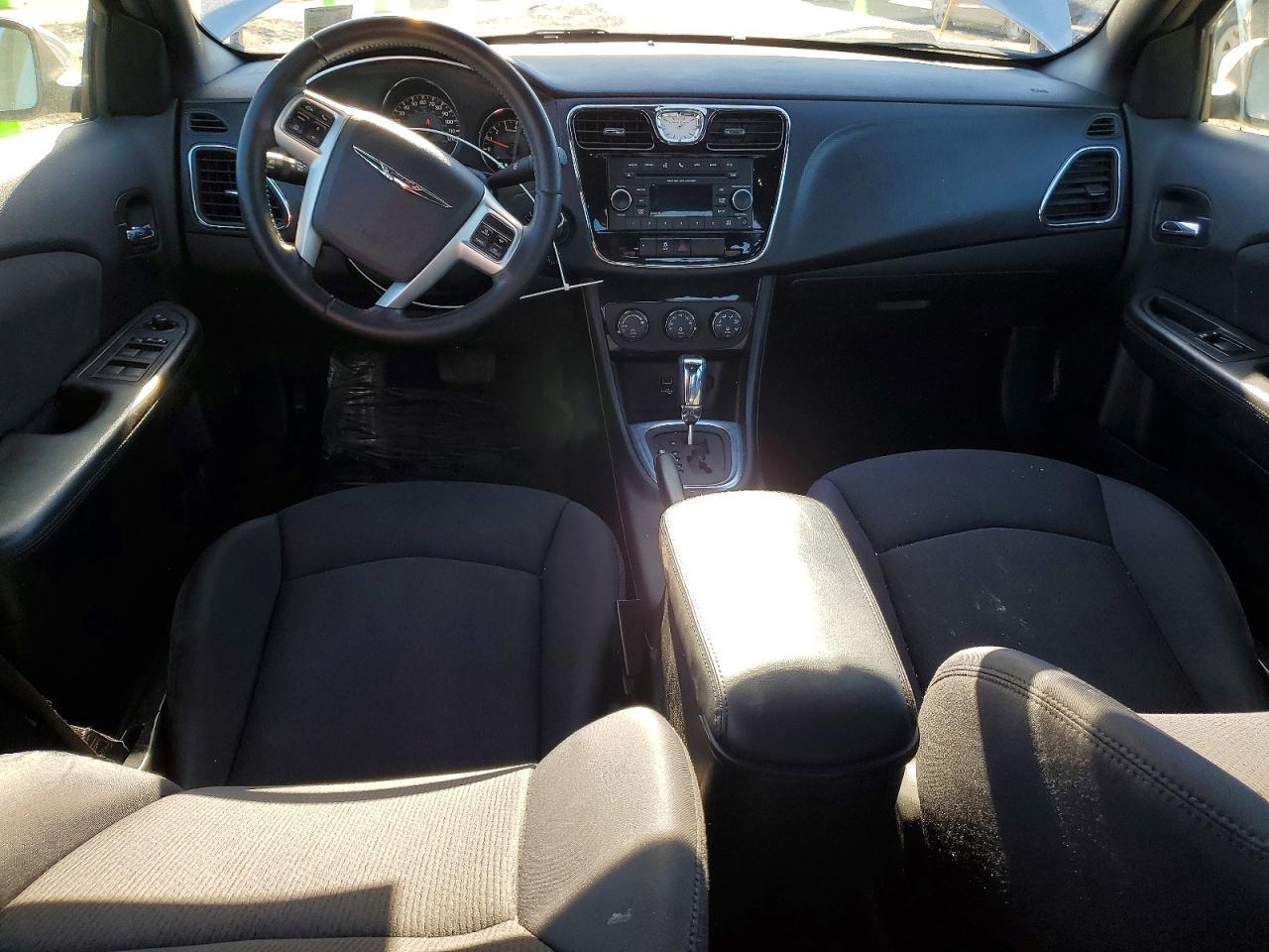2013 CHRYSLER 200