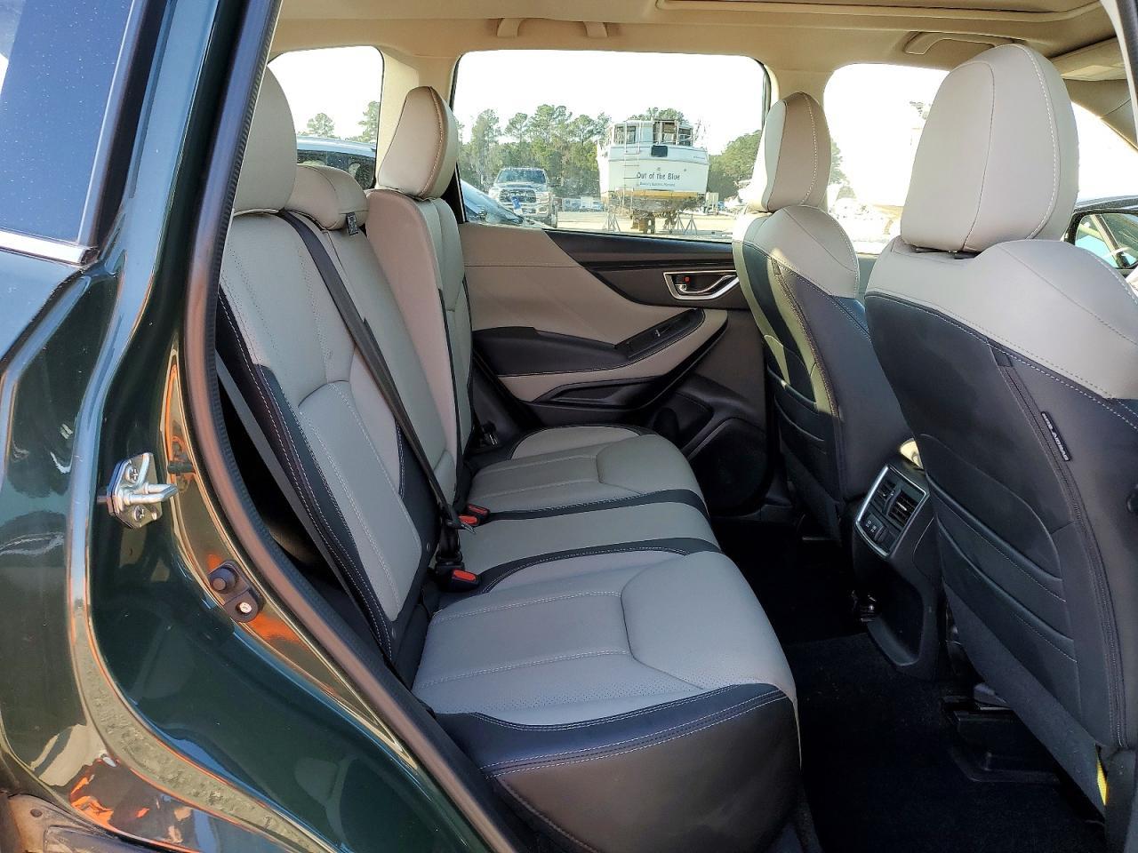 2022 SUBARU FORESTER