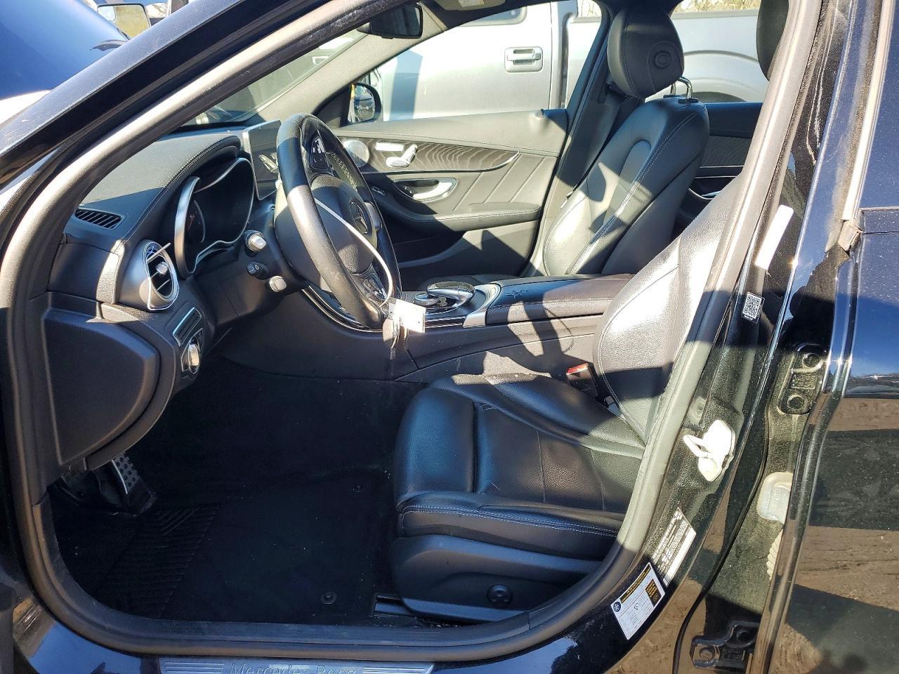 2016 MERCEDES-BENZ C-CLASS