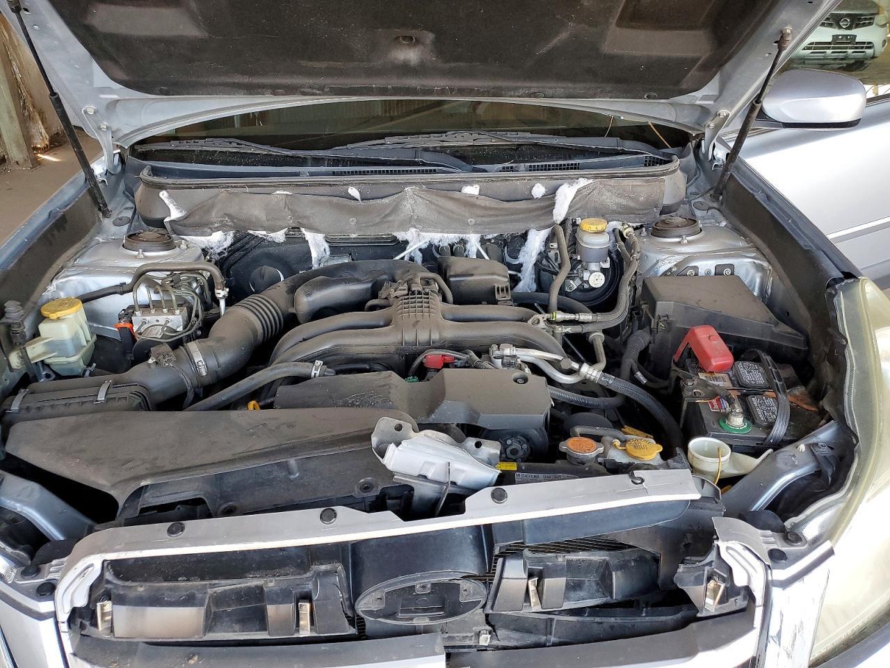 2014 SUBARU Outback