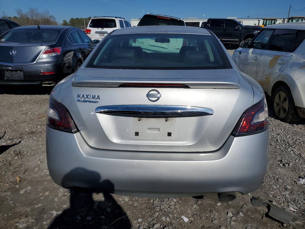 2012 NISSAN Maxima