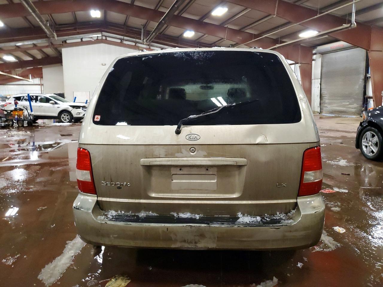 2005 KIA SEDONA