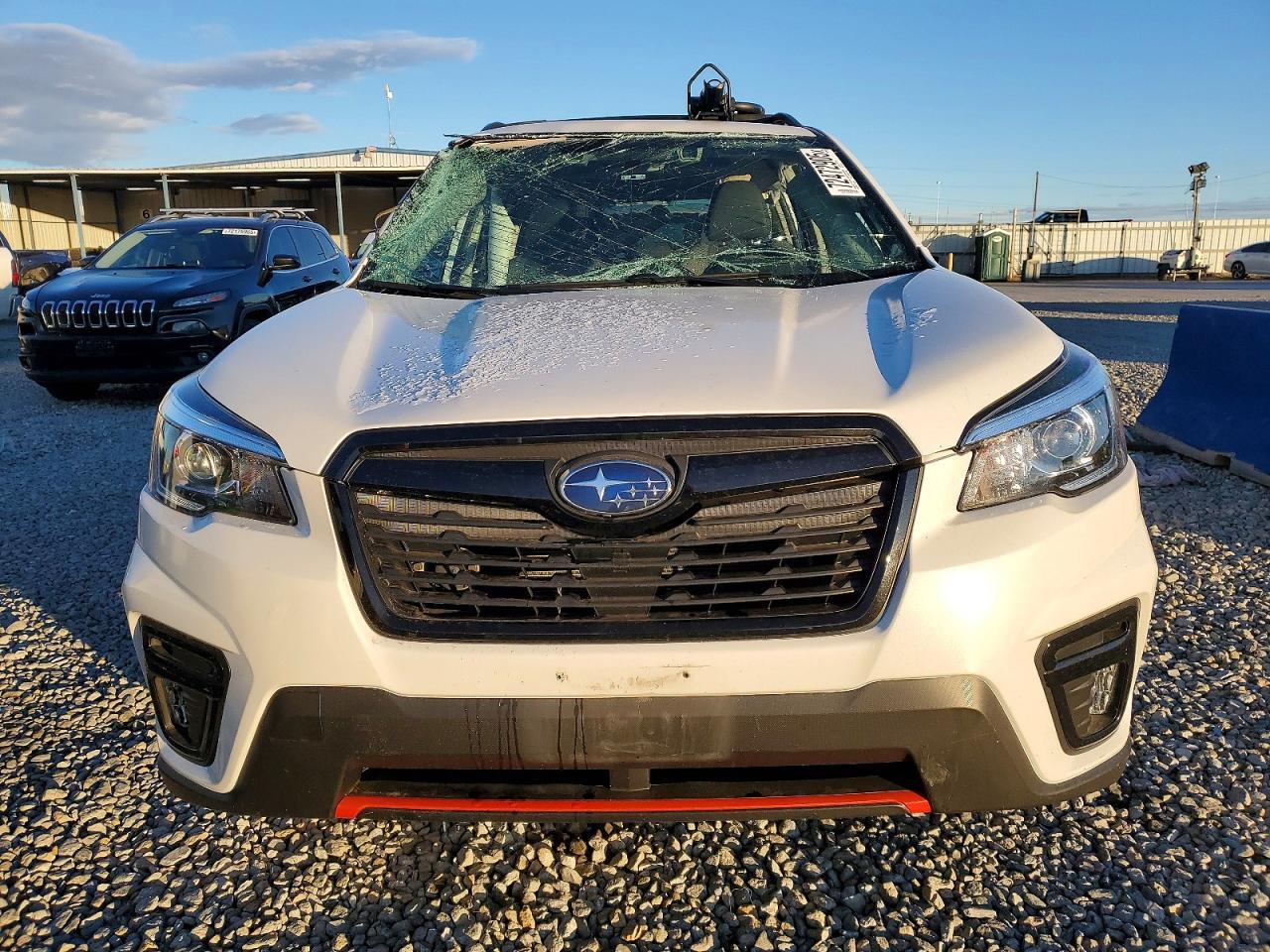 2020 SUBARU FORESTER