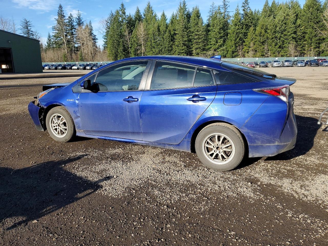 2016 TOYOTA PRIUS