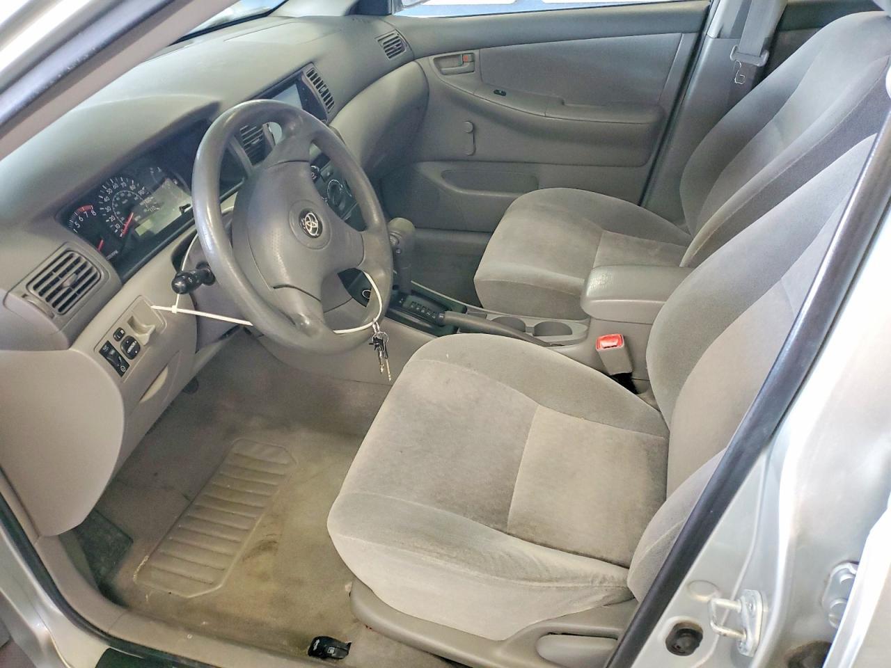2004 TOYOTA COROLLA