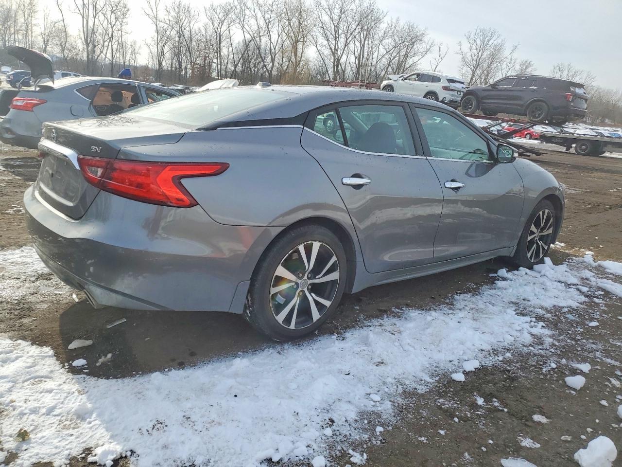 2017 NISSAN Maxima