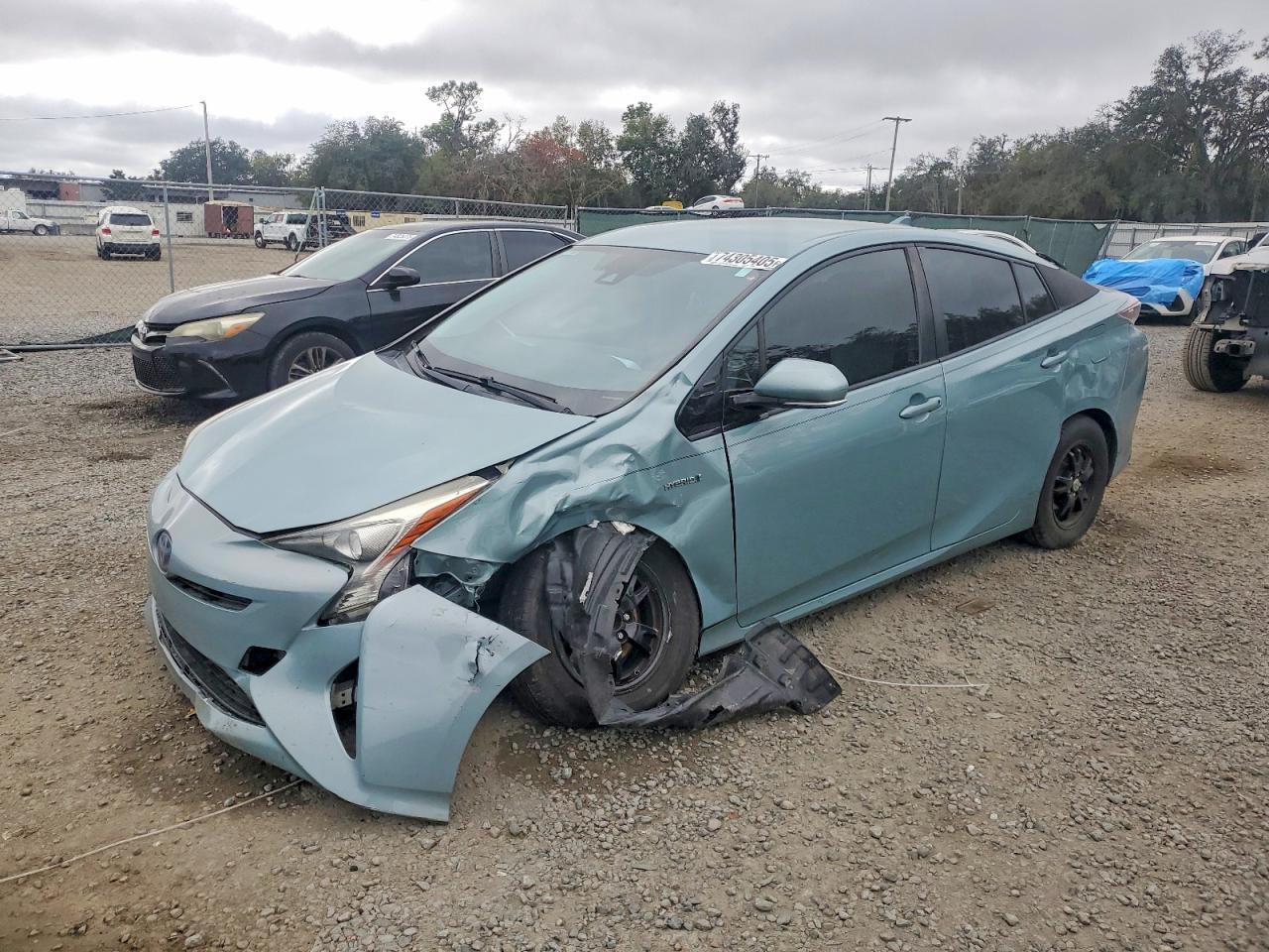2017 TOYOTA PRIUS