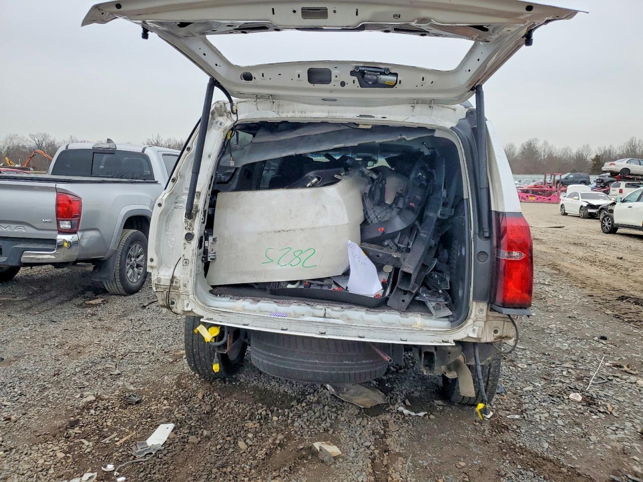 2018 CHEVROLET Suburban