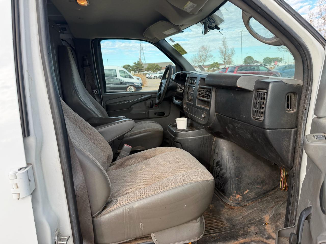 2012 CHEVROLET EXPRESS 2500