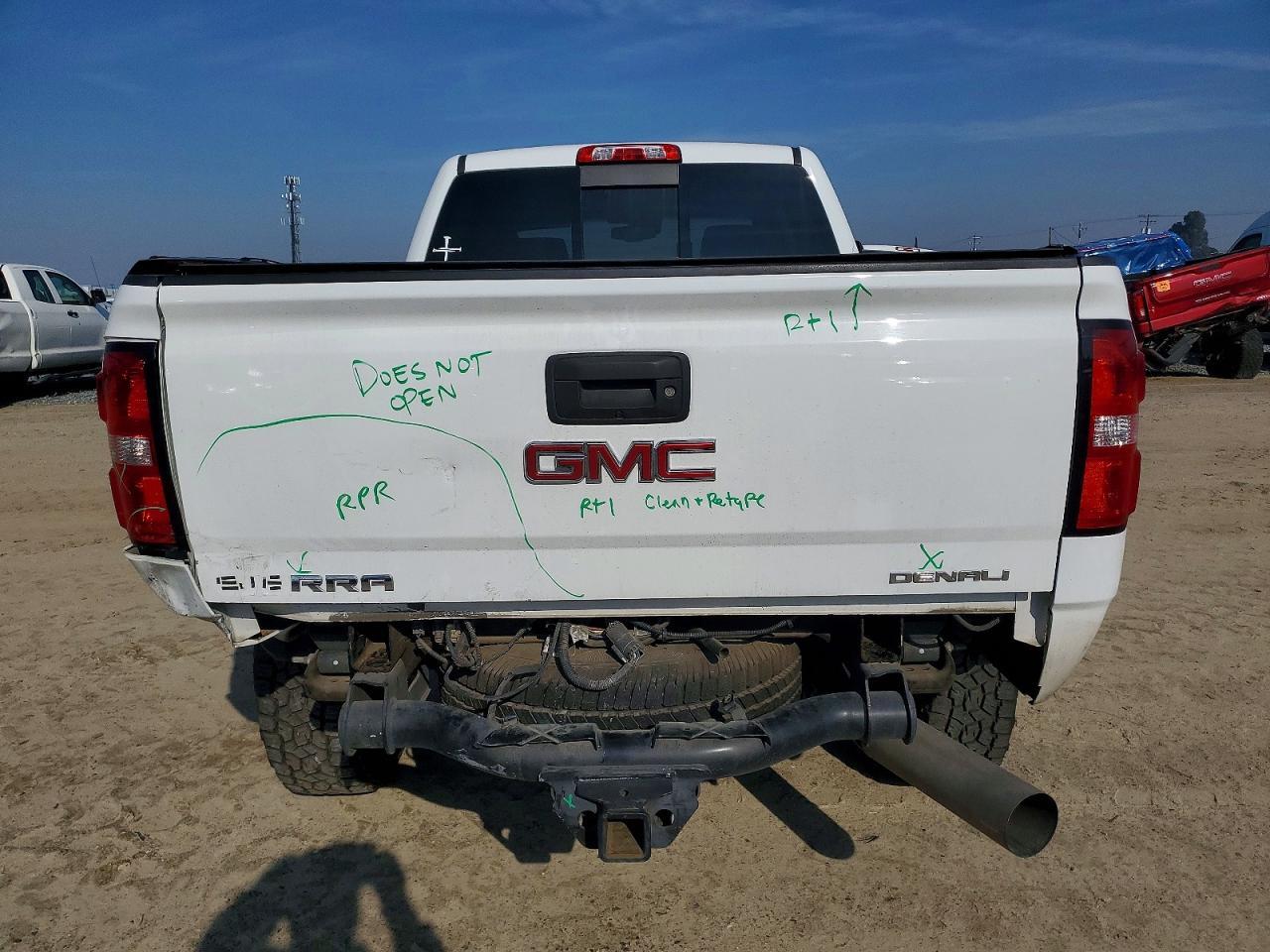 2017 GMC Sierra