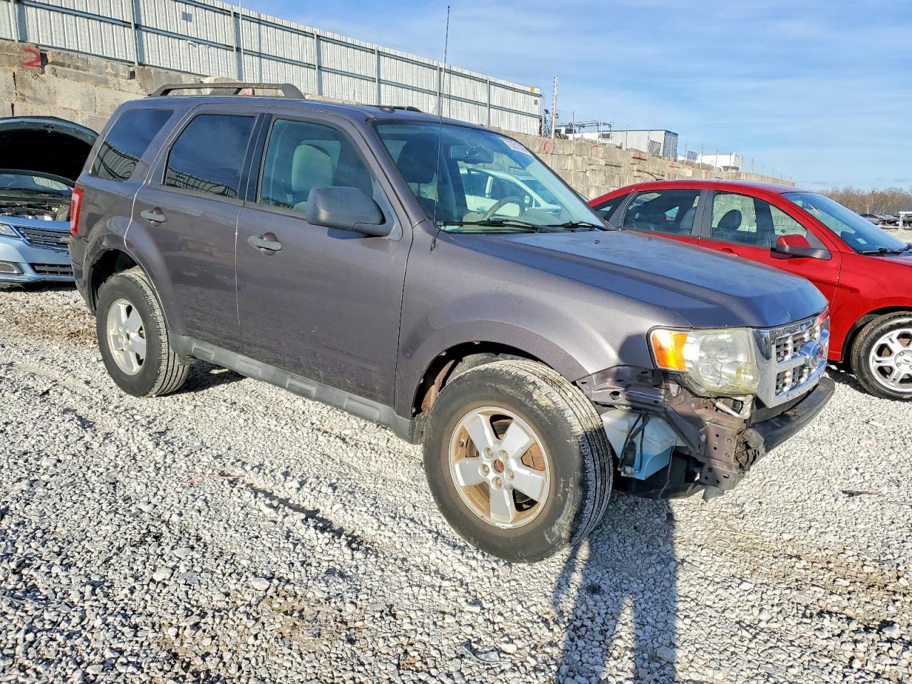 2009 FORD ESCAPE