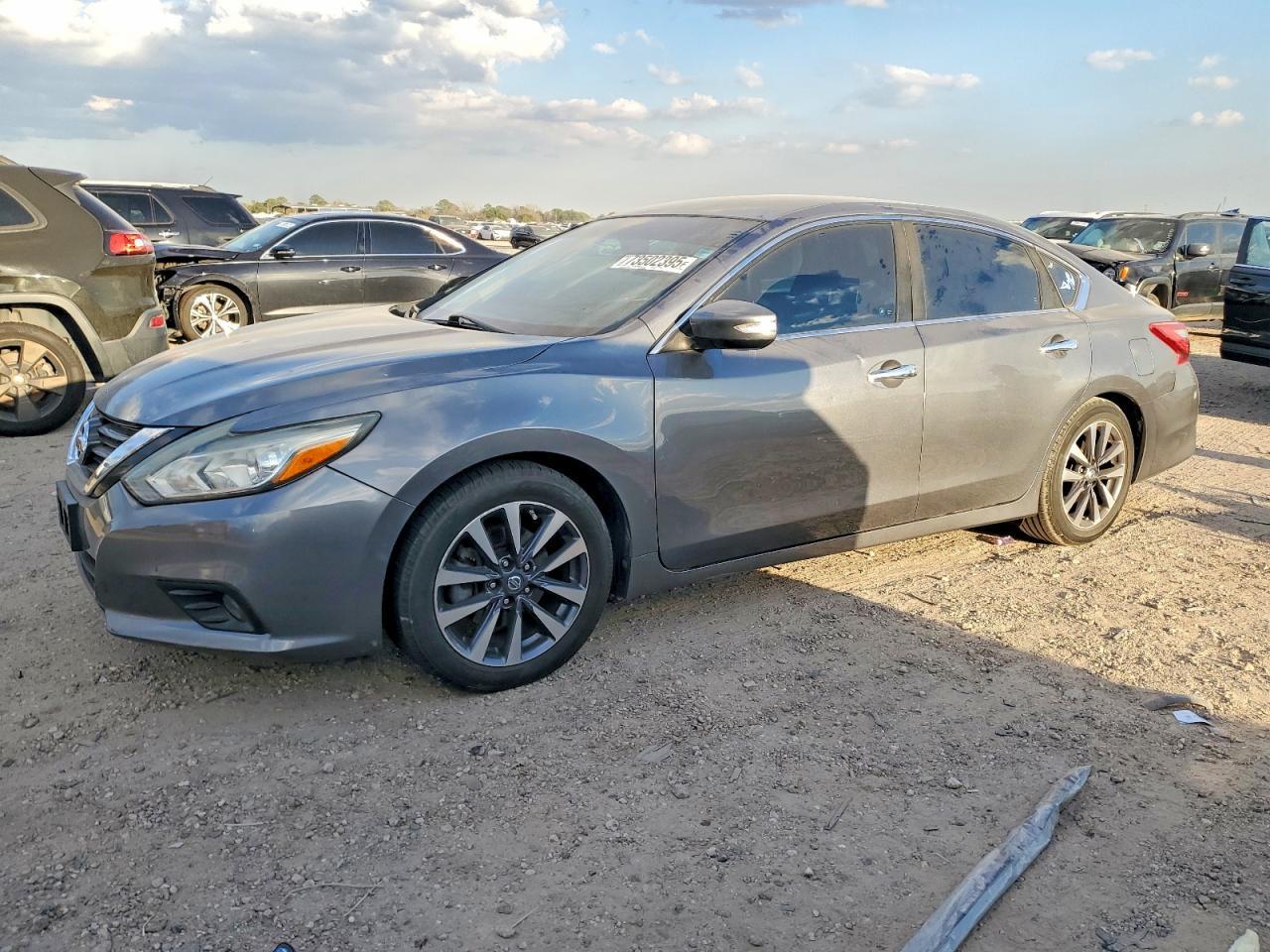 2017 NISSAN ALTIMA