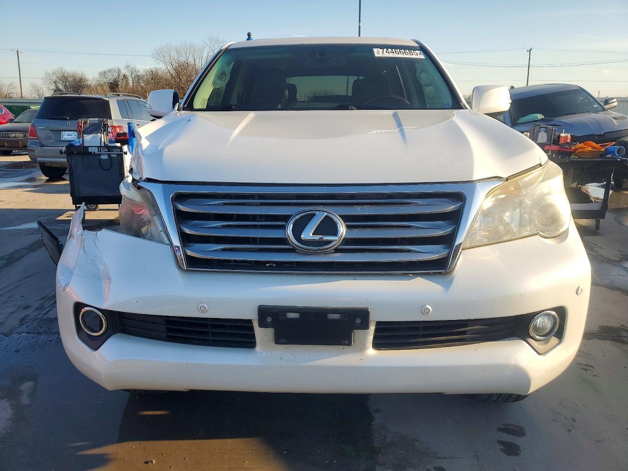 2013 LEXUS GX 460