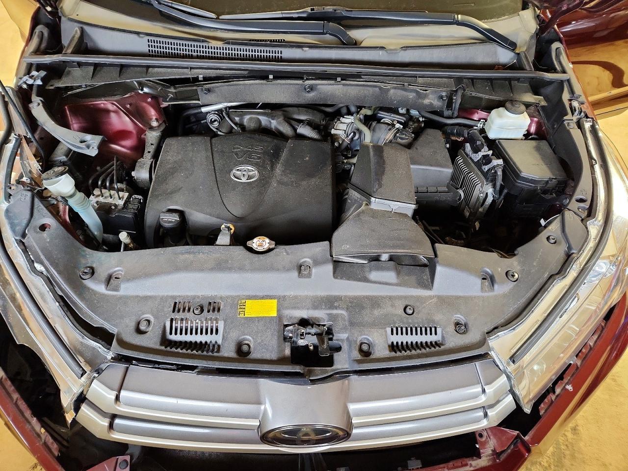 2019 TOYOTA HIGHLANDER