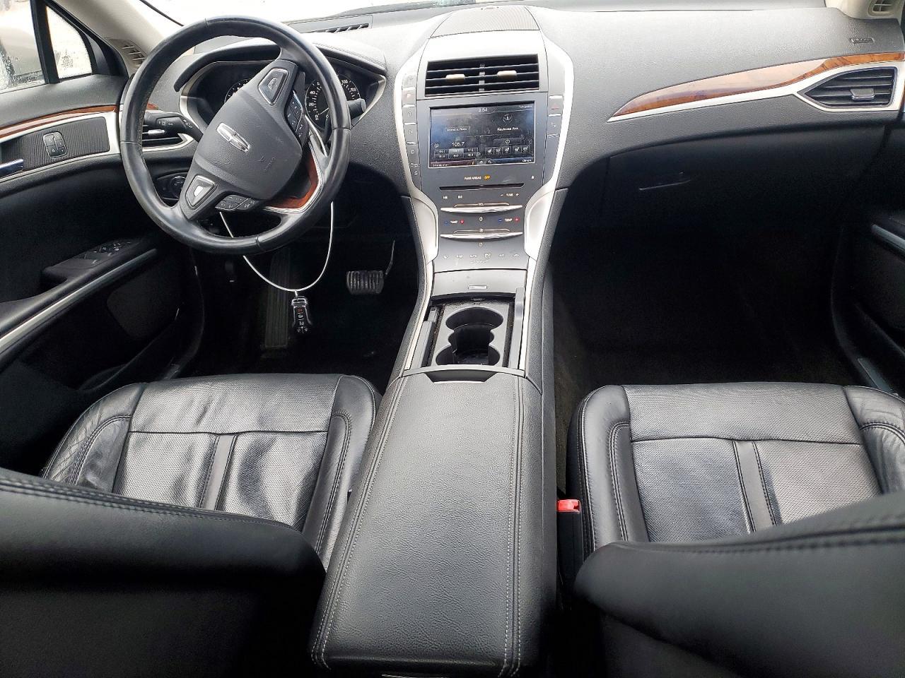 2016 LINCOLN MKZ
