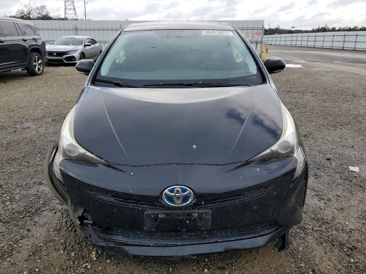 2016 TOYOTA PRIUS