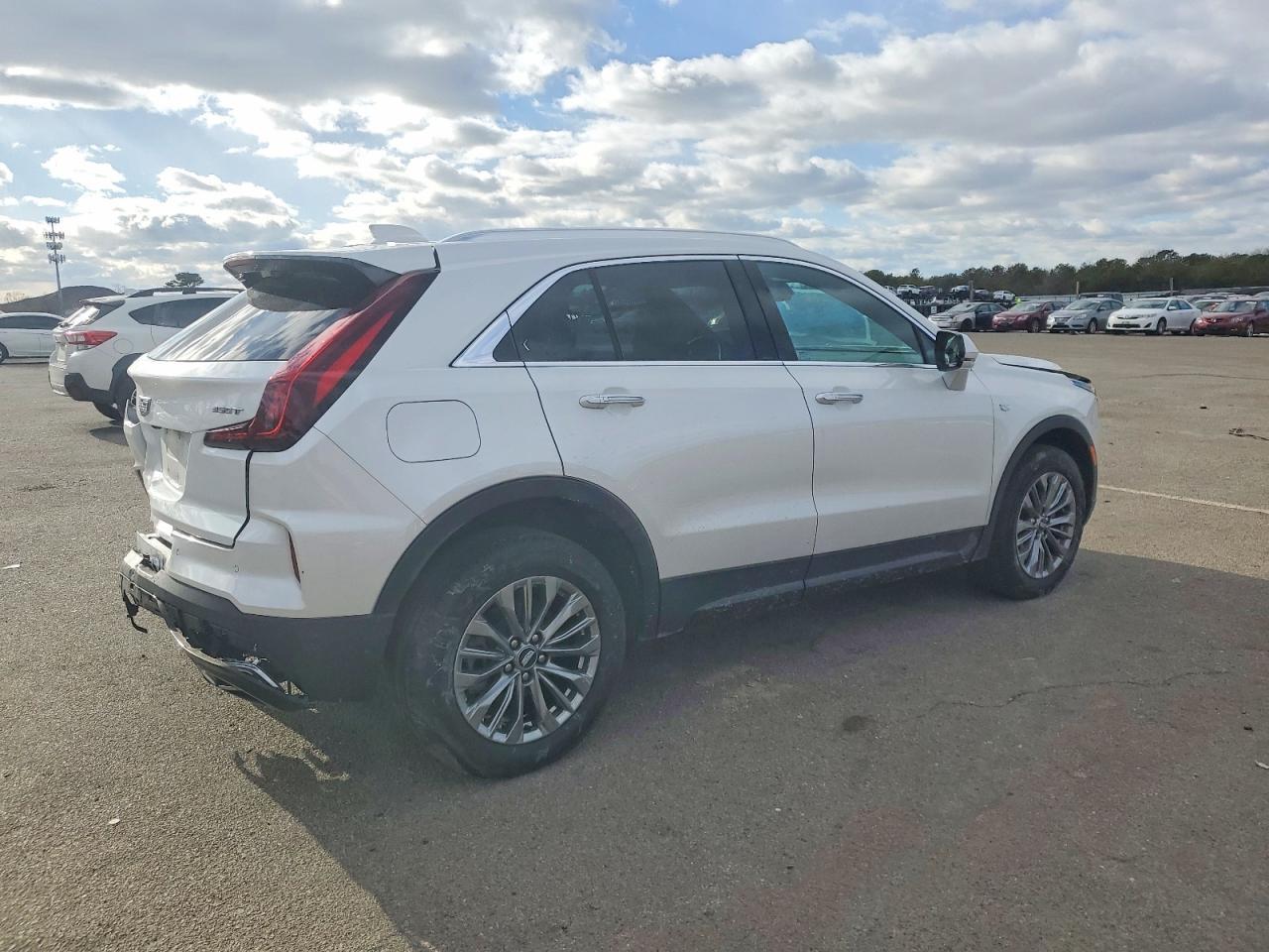 2024 CADILLAC XT4