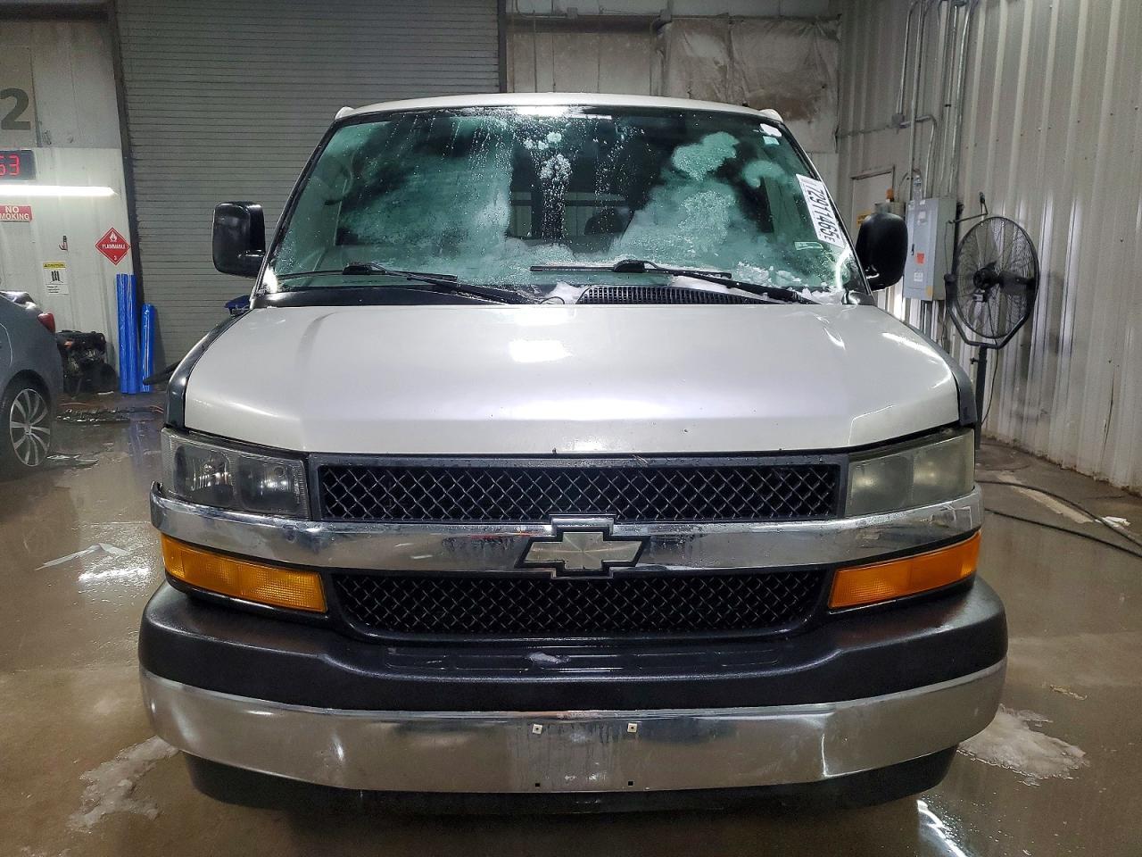 2005 CHEVROLET Express 1500
