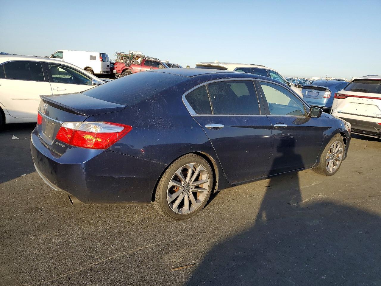 2015 HONDA ACCORD