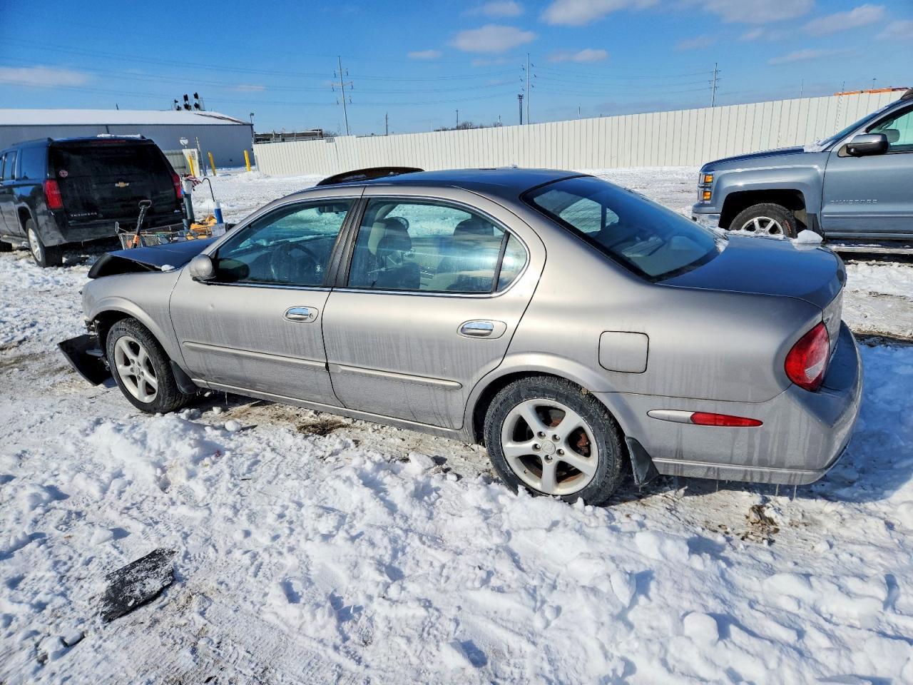 2000 NISSAN Maxima