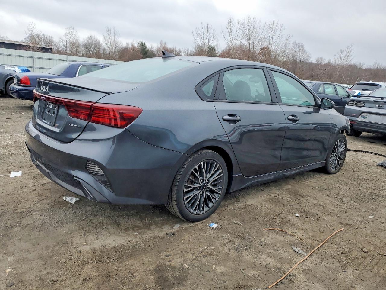 2023 KIA FORTE
