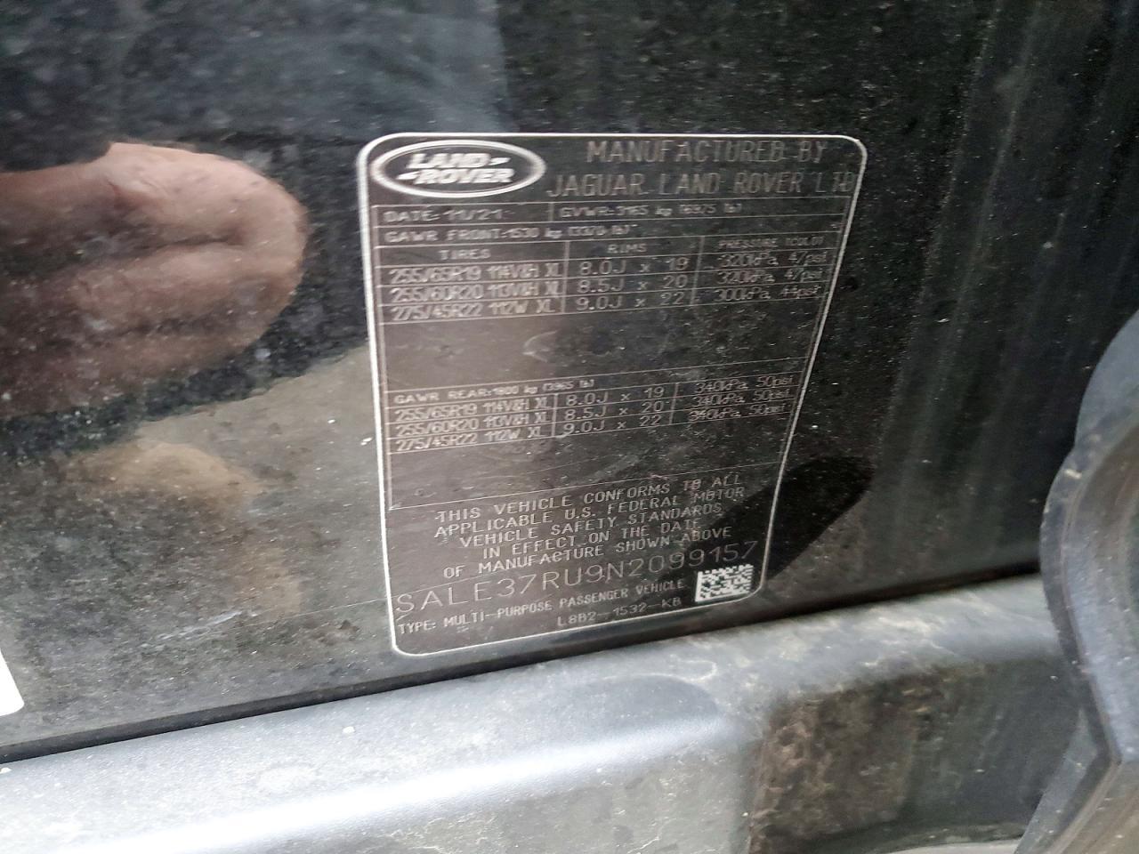 2022 LAND ROVER Defender