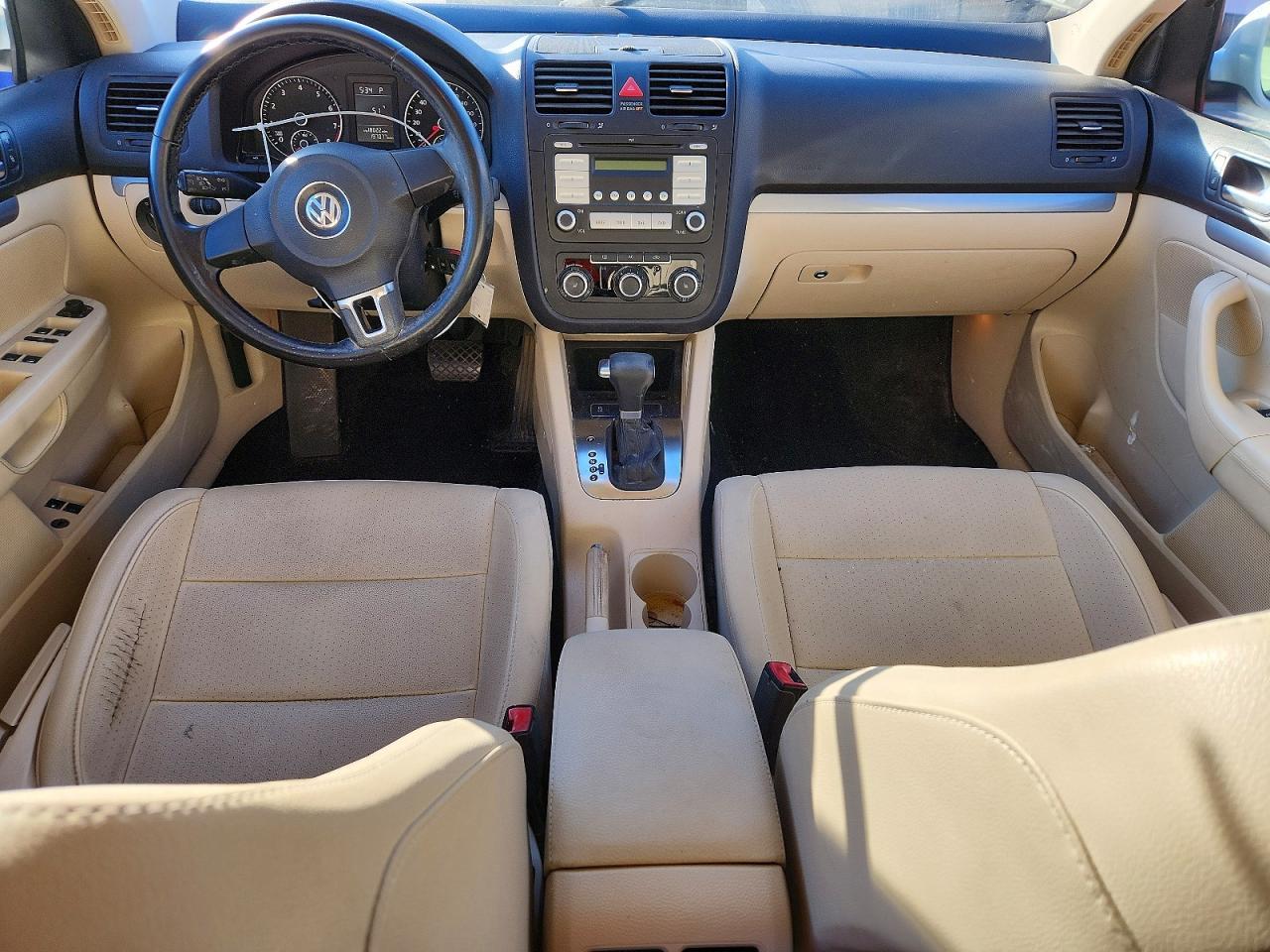 2010 VOLKSWAGEN JETTA