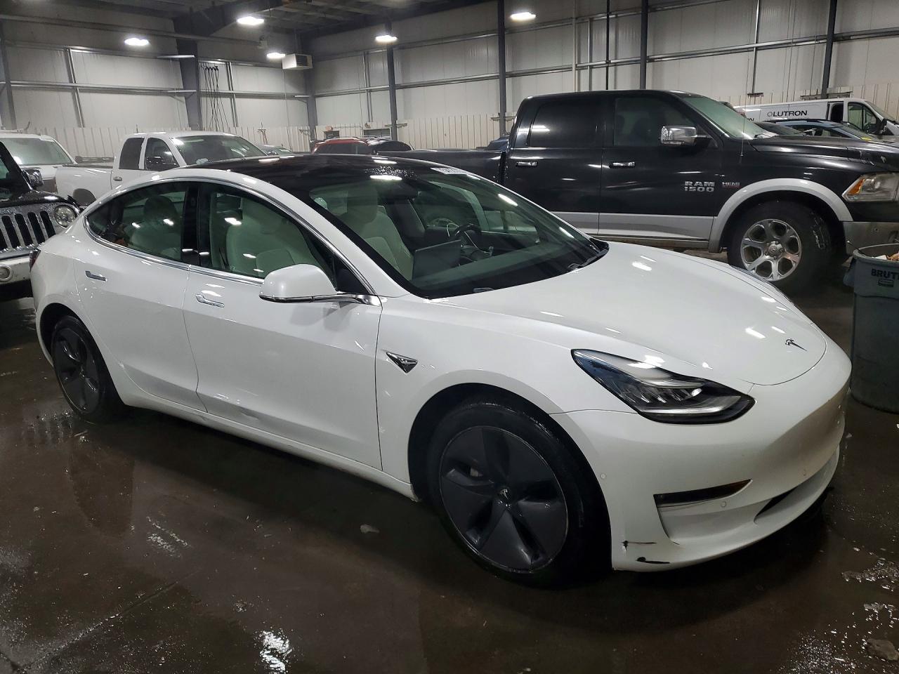 2019 TESLA MODEL 3
